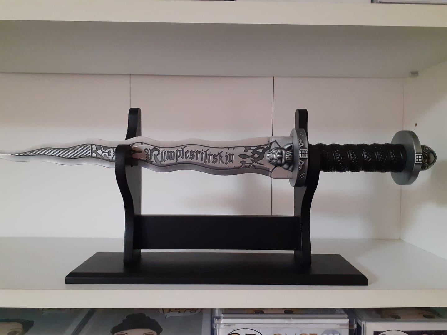 Customer photo review of Once Upon A Time - Rumplestiltskin's Dark One Dagger