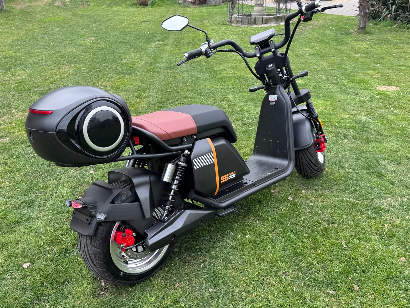 Customer photo review of Top case + support pour Citycoco Super 701