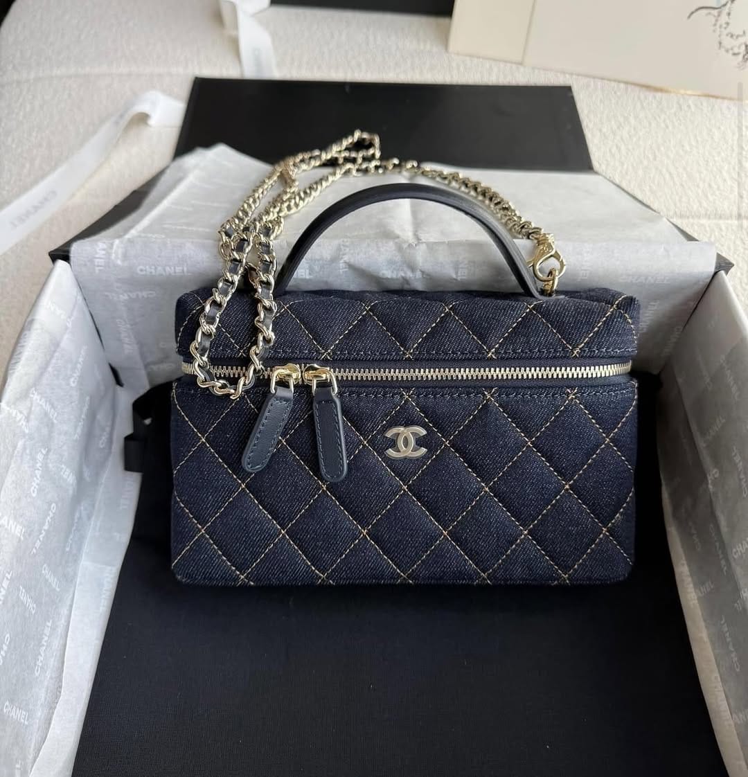 Customer photo review of Chanel 2026 Vanity Bag 19.5cm Blue Denim Leather