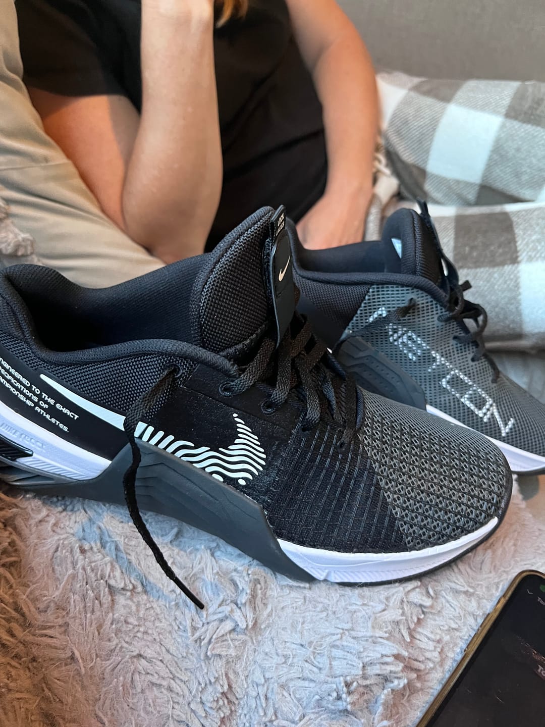 Customer photo review of Nike Metcon 8 Dark Smoke Grey