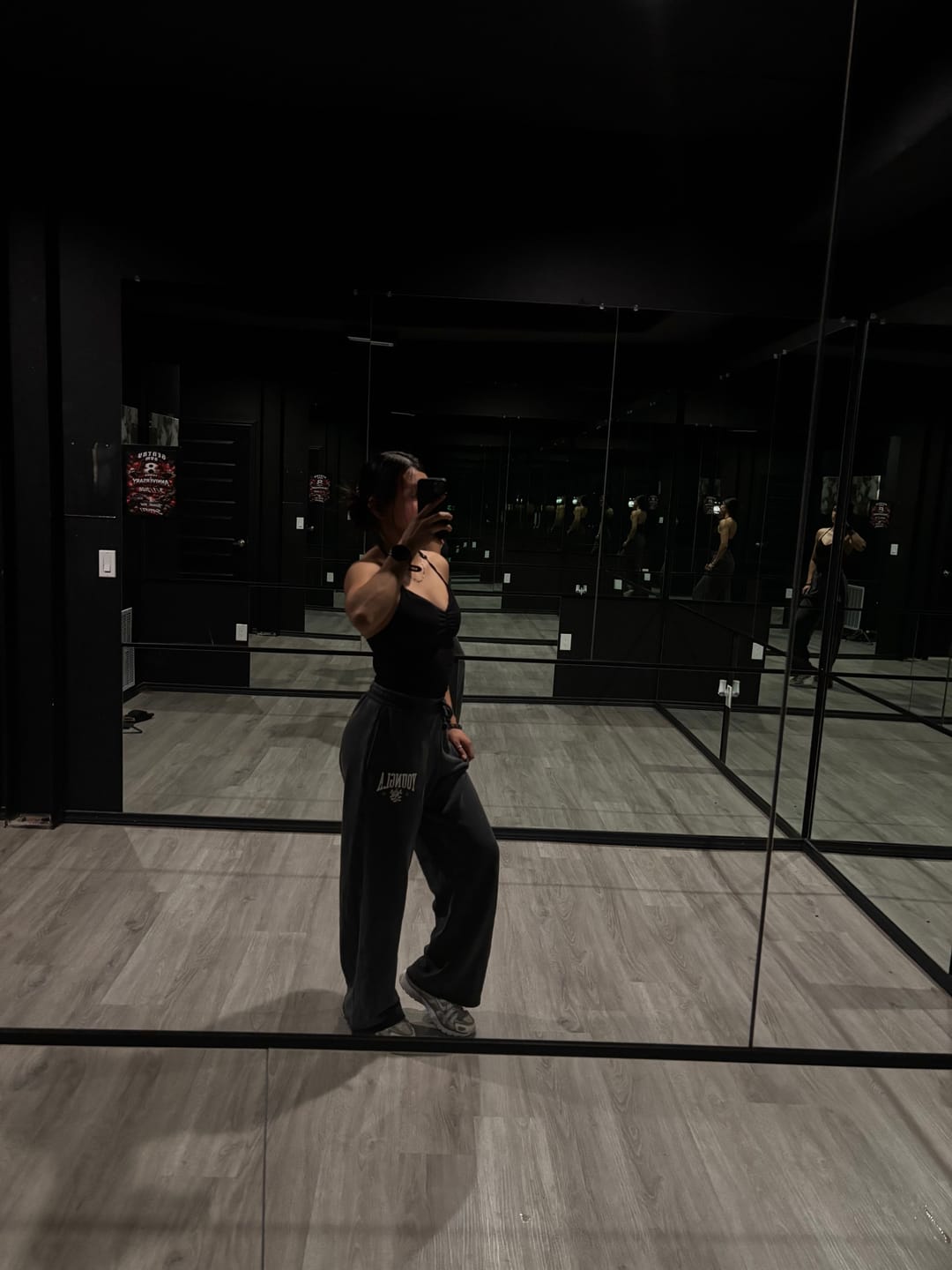 Customer photo review of W2213 - OTG Straight Leg Joggers