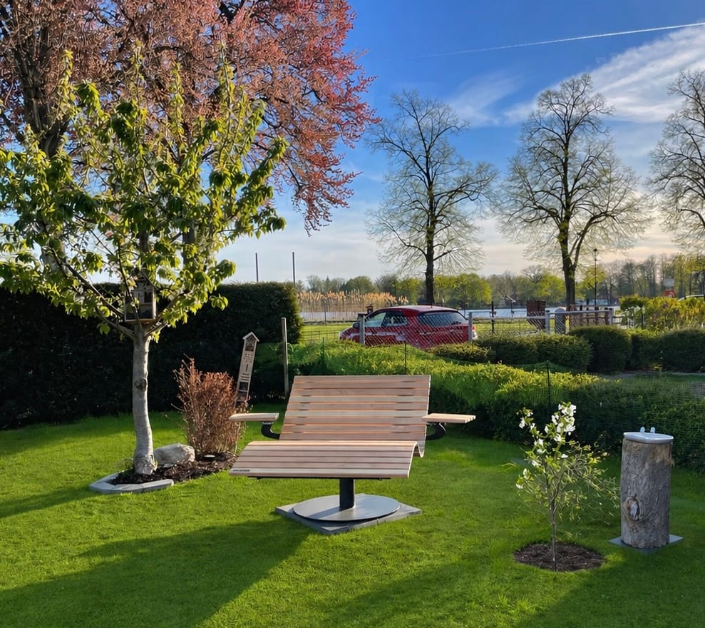 Customer photo review of Tisch für MEBE Wave Lounge- drehbar