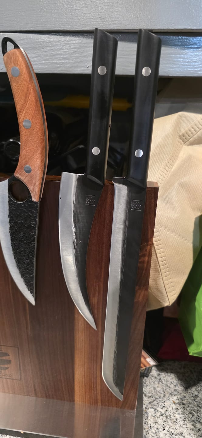 Customer photo review of Ronin 11" Slicing Knife