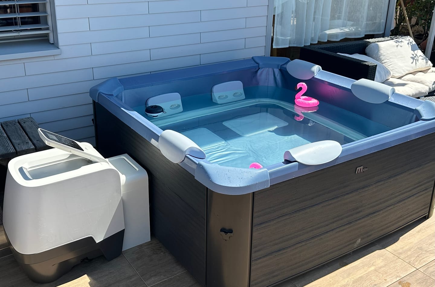 Customer photo review of Mspa Whirlpool Oslo App Steuerung LED 2025 Sapphire 160x160cm