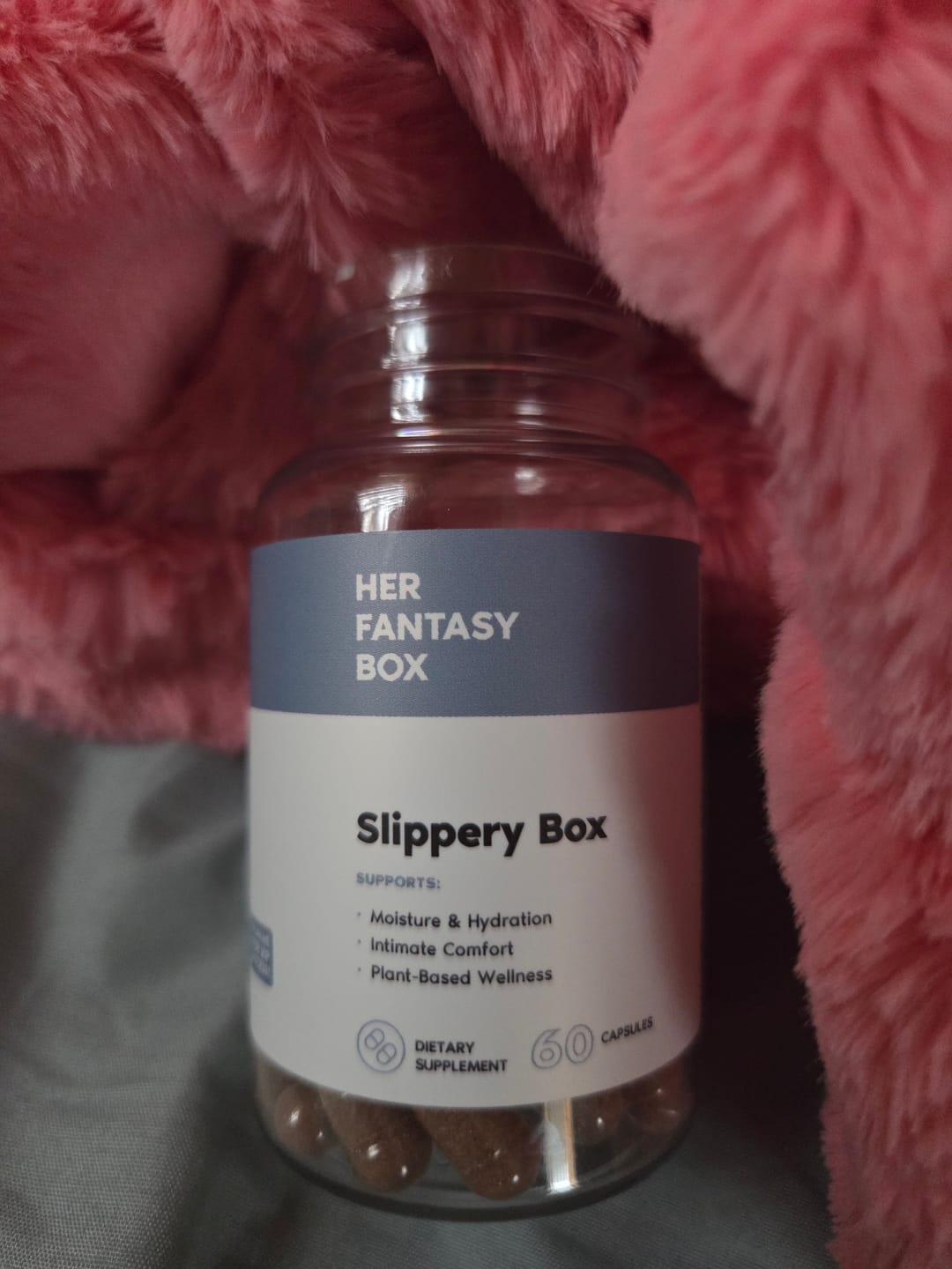 Customer photo review of Slippery Box - Extra Moisture Support Capsules