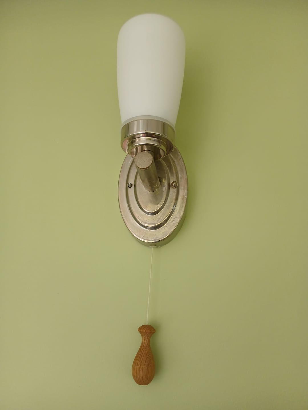 Customer photo review of Oak Light Pull