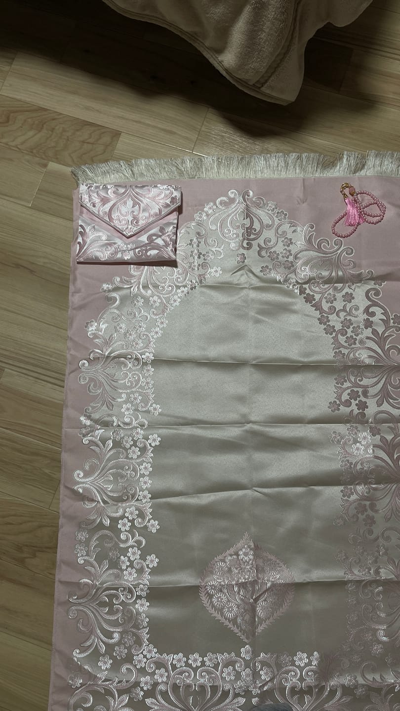 Customer photo review of Portable Prayer Mat with Bag