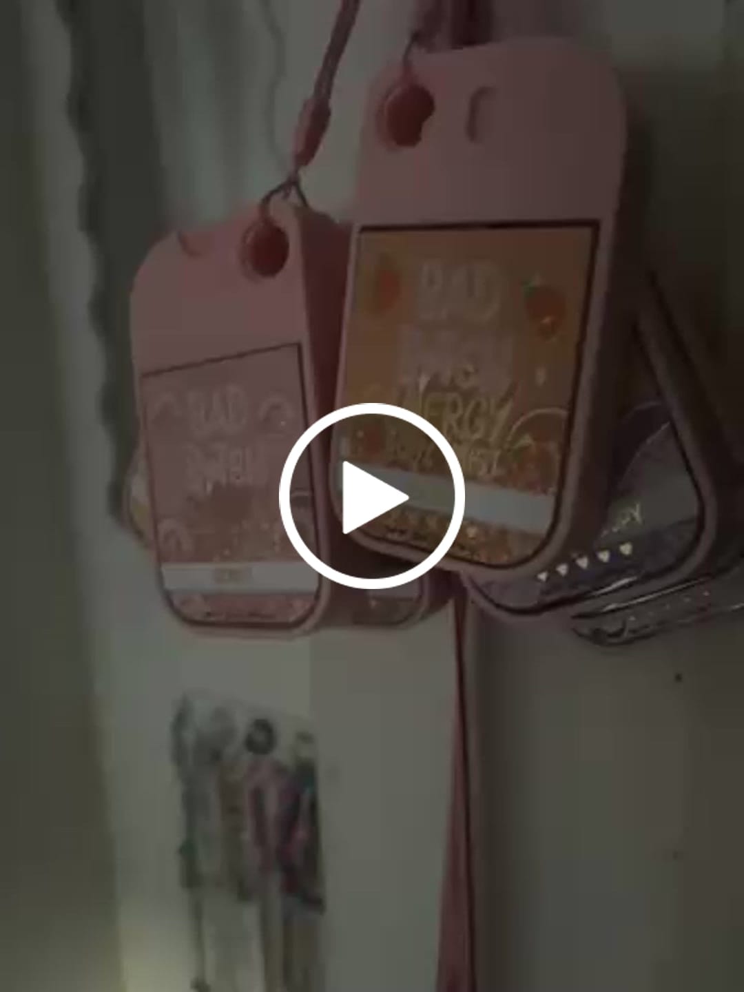 Customer video review of P.Louise Magic Dust Loose Highlighter
