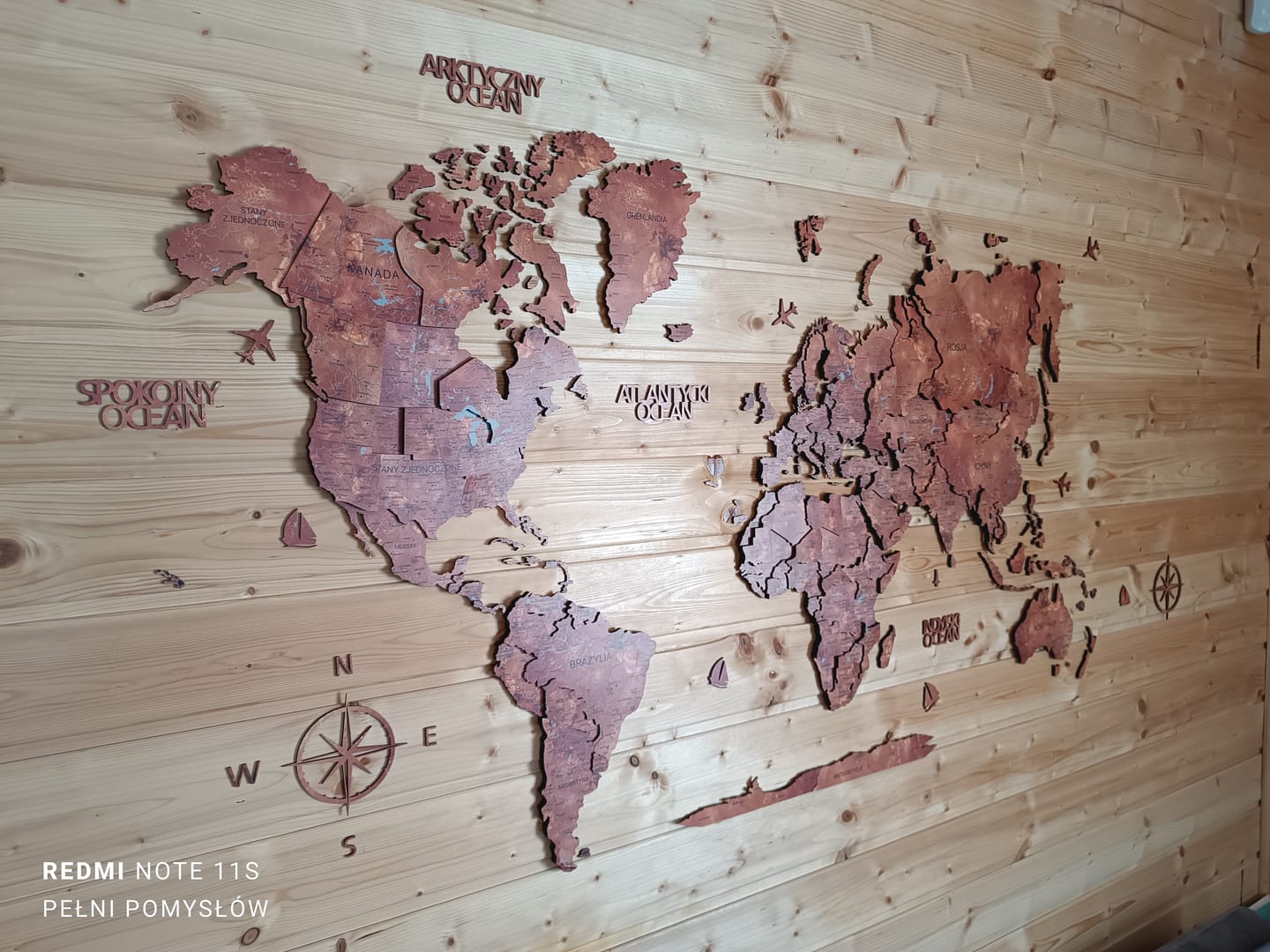 Customer photo review of Drewniana Mapa Świata 3D “Cooper”