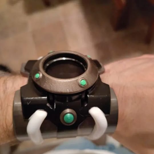 Customer photo review of Classic Ben 10 Omnitrix Wearable Replica (Touch Sensing)