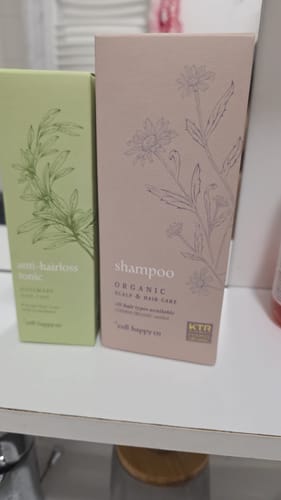 Customer photo review of Cell Happy Co - Shampoing réparateur anti-chute de cheveux - 300ml