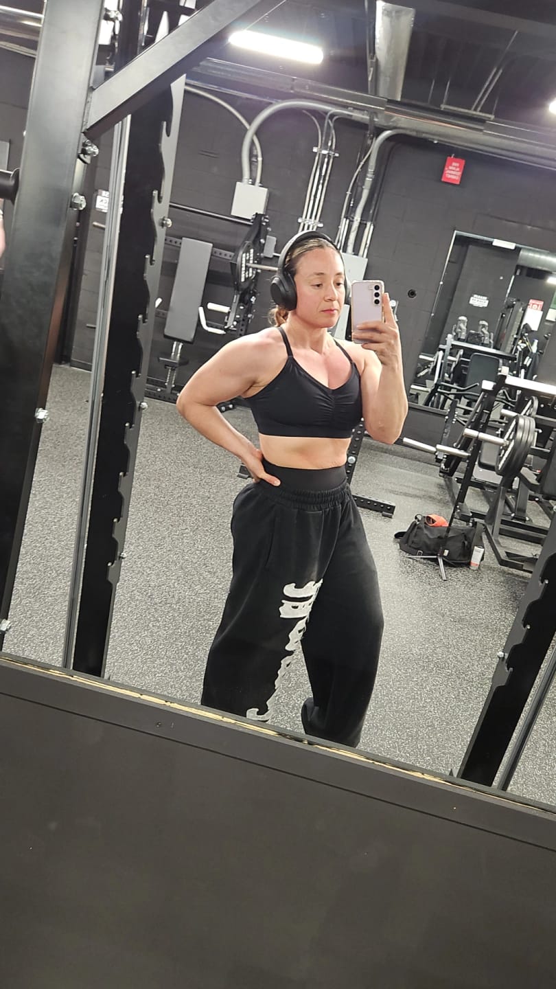 Customer photo review of 2127 - Big Patch Sweats