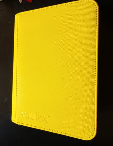 Customer photo review of Vault X Exo-Tec Zip Binder 4-pocket