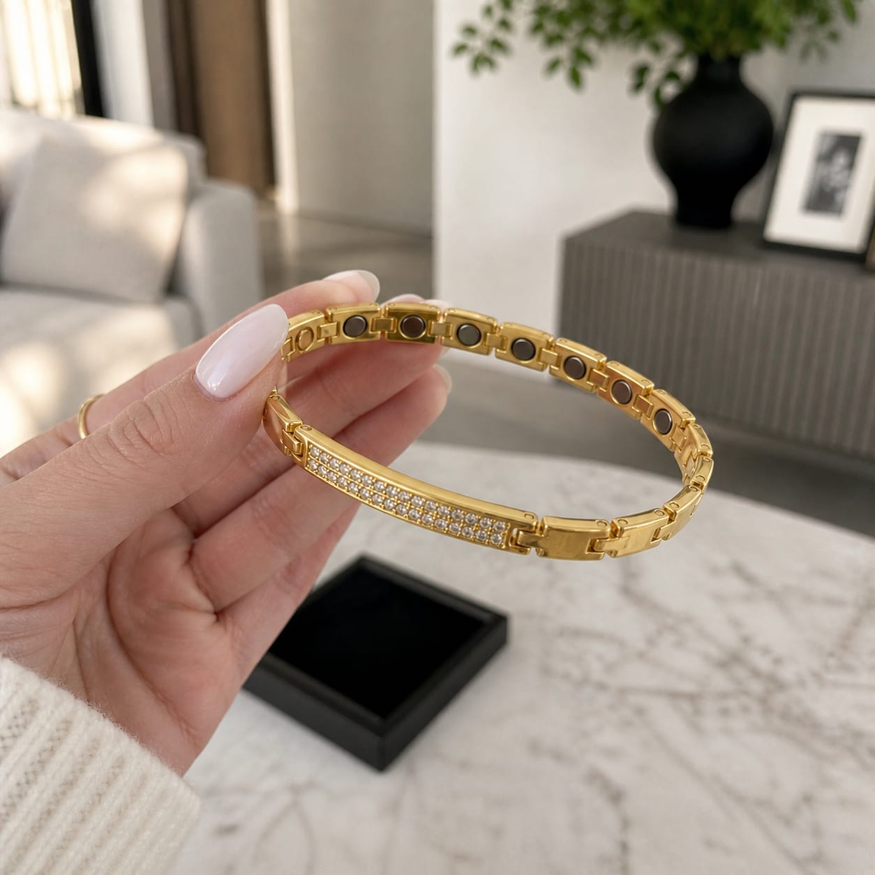 Customer photo review of Luxury GOLD Health Anklet