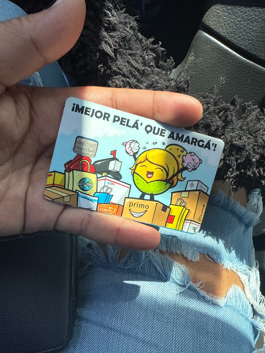 Customer photo review of (Damas) Mejor Pelá' que Amargá' - Sticker para Tarjeta de Crédito