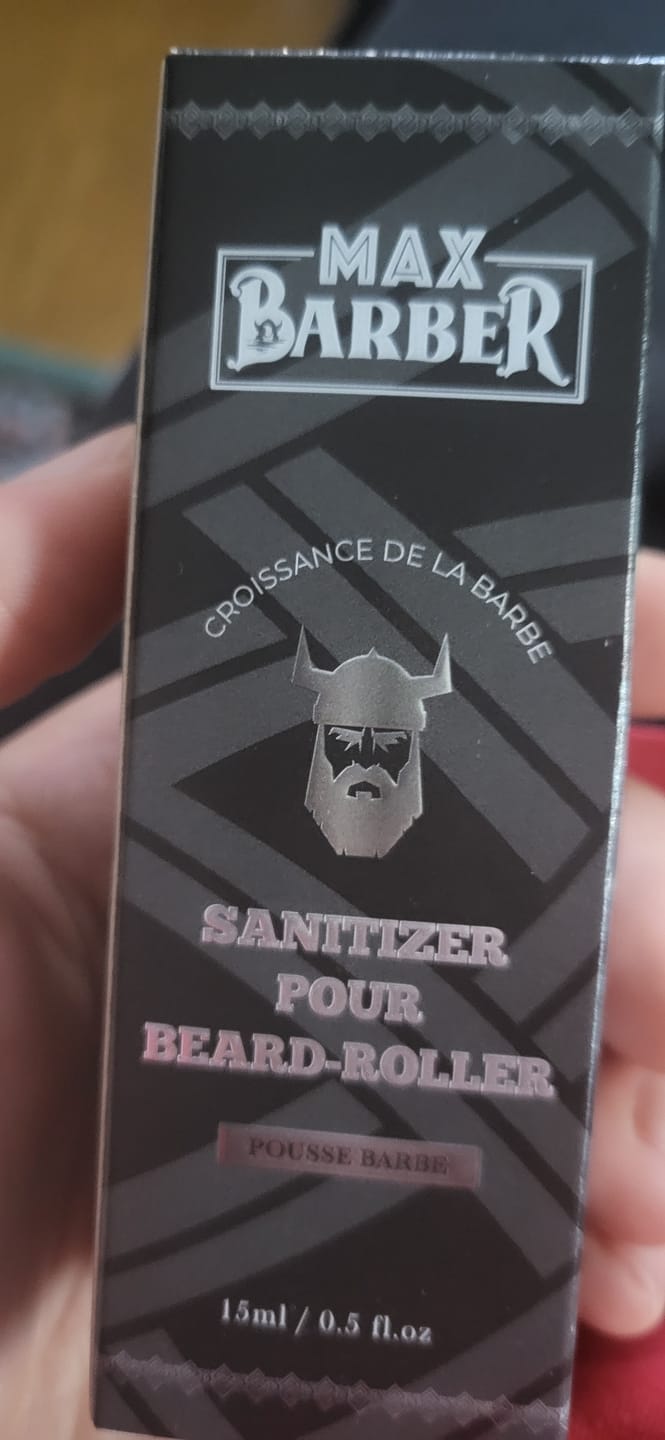Customer photo review of Sanitizer | Désinfectant pour Beard-Roller