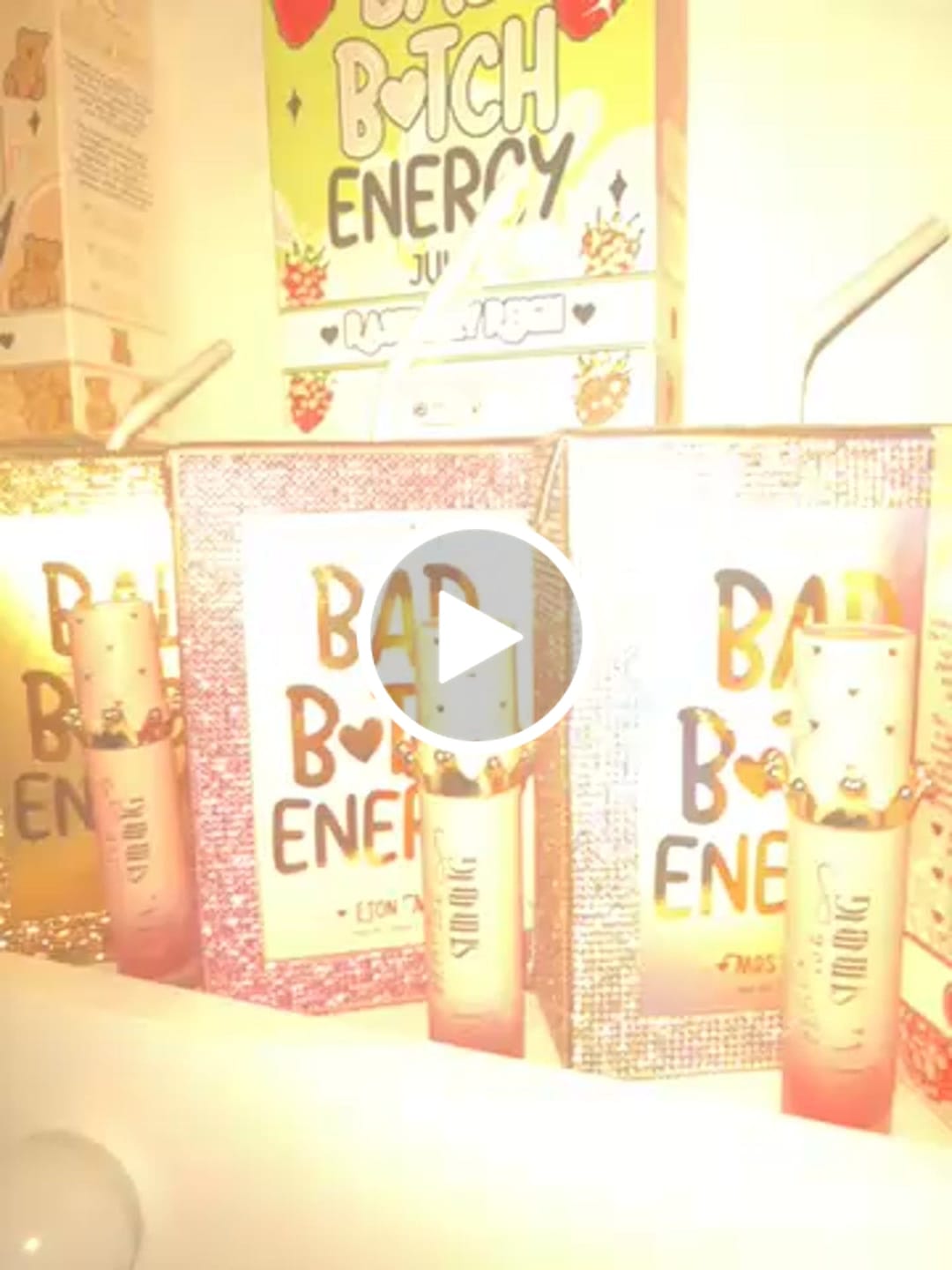 Customer video review of P.Louise Stay Shining Crown Lip Oil