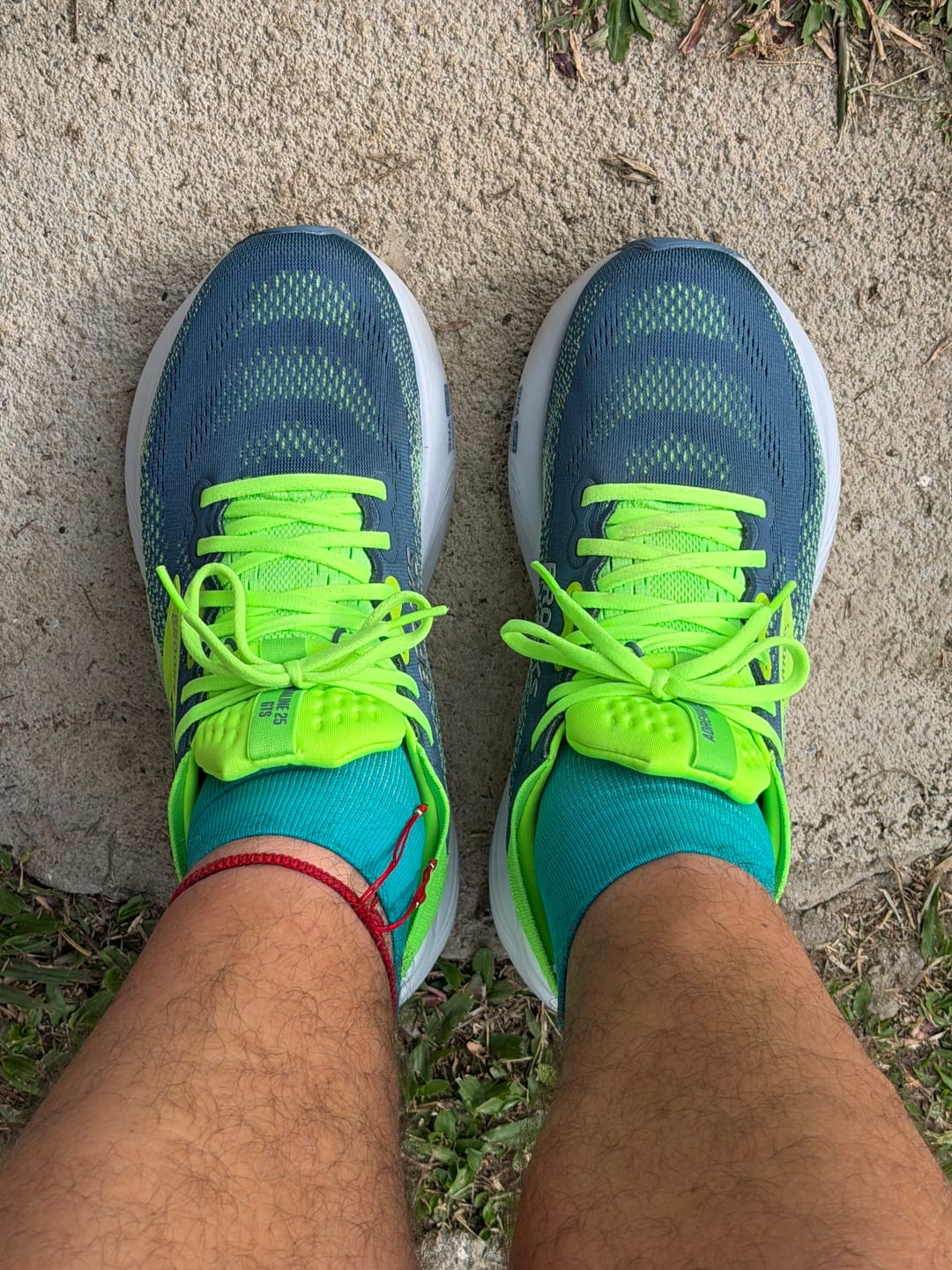 Customer photo review of Brooks Adrenaline GTS 25 Hombre Green Moonlight Phantom