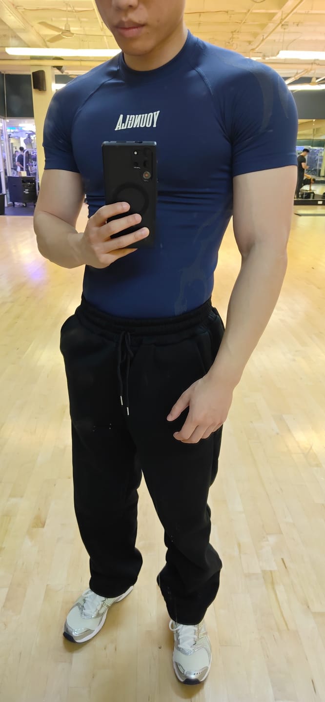 Customer photo review of 4067 - Gothic Compression Tees