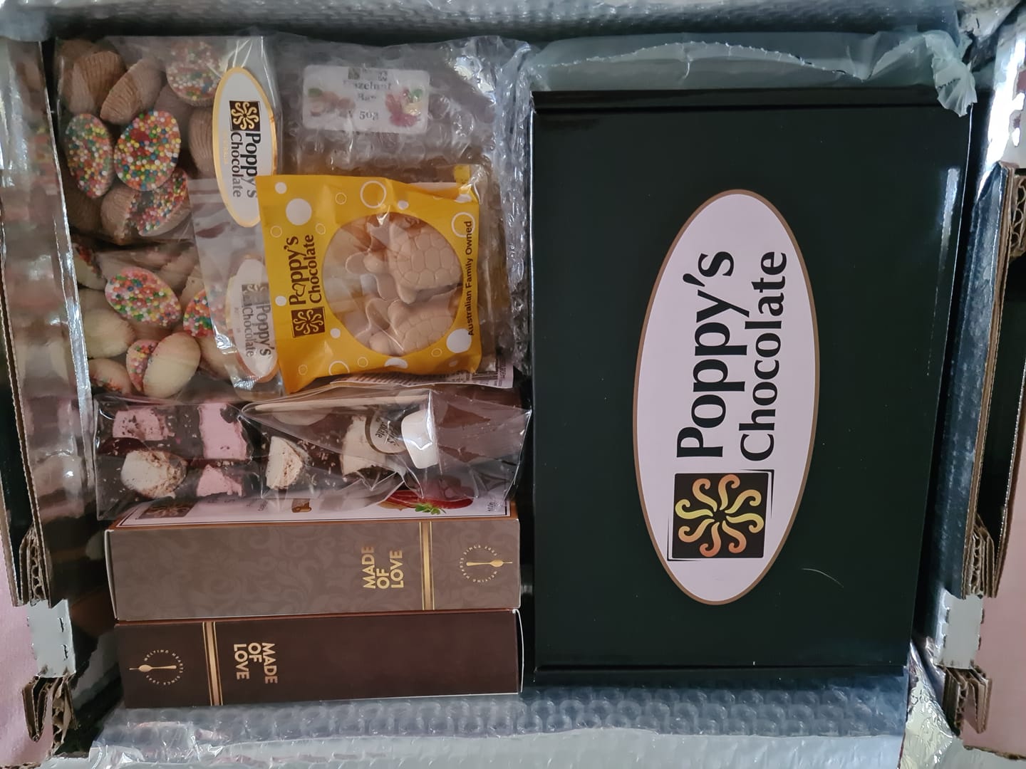 Customer photo review of The Chocolate Dipped Delight Box