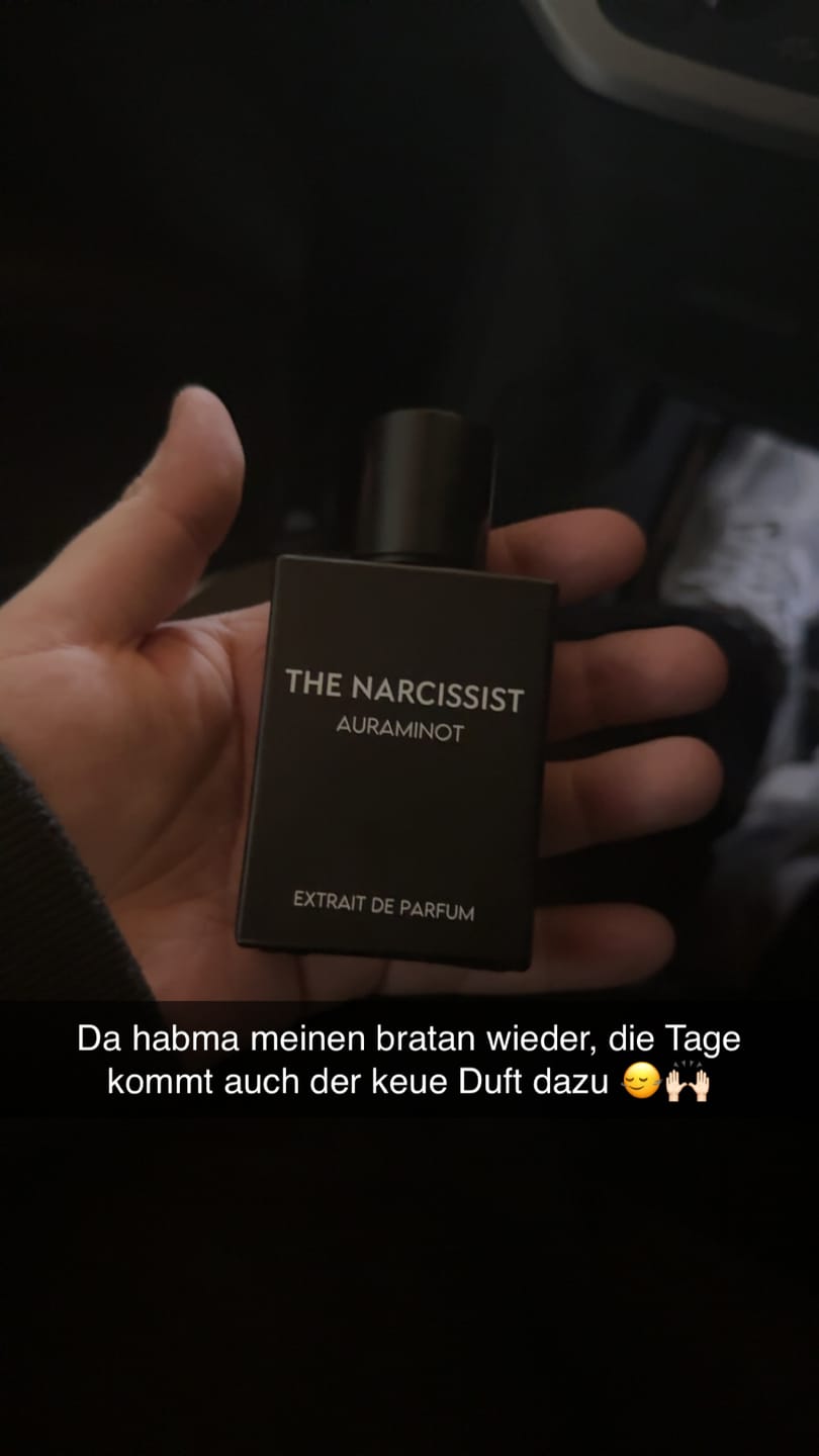 Customer photo review of THE NARCISSIST