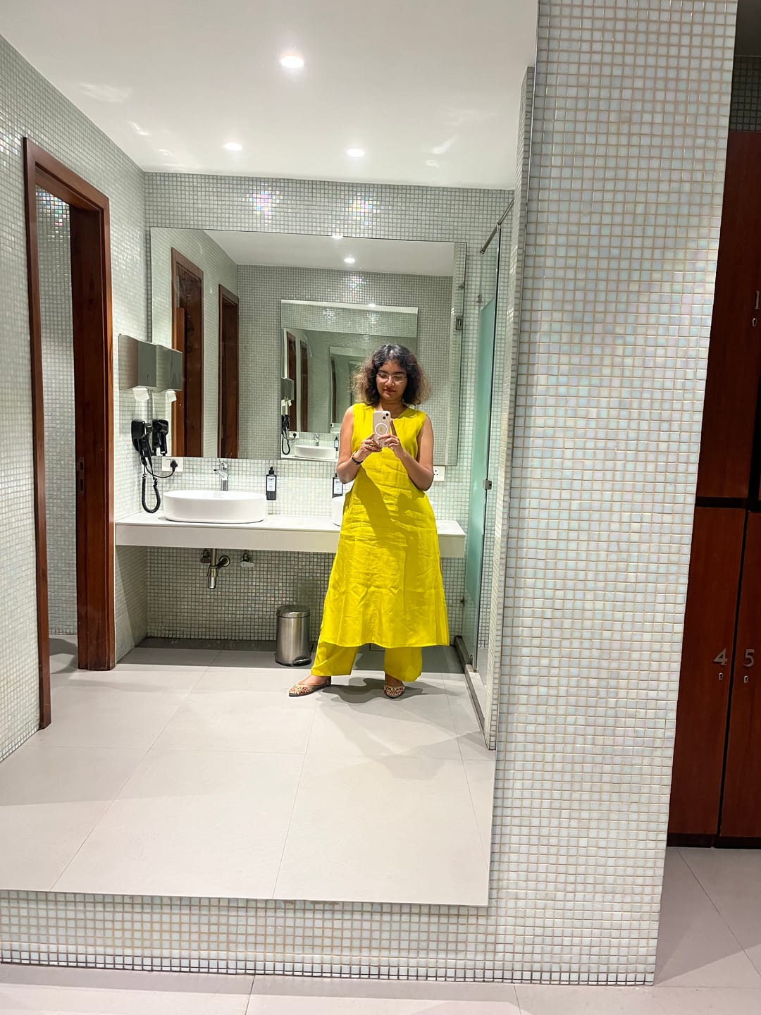 Customer photo review of nimbu — kurta & pants