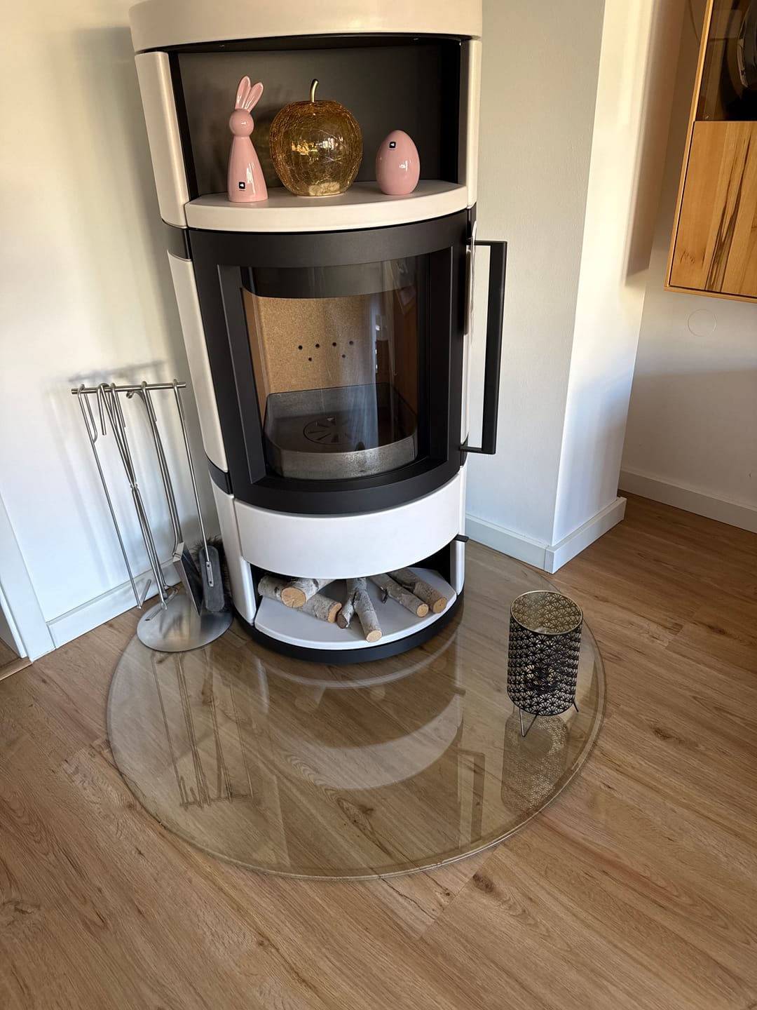 Customer photo review of Glasplatte Kamin, Funkenschutzplatte Glas für Kaminofen - Tropfenbogen