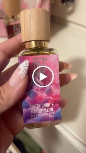 Customer video review of Cotton Candy & Marshmallow