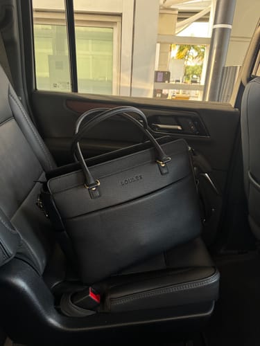 Customer photo review of LOULEX Handbag