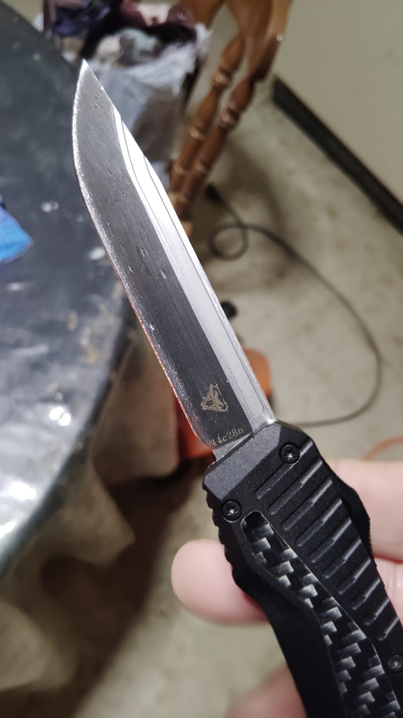 Customer photo review of VT Warwick Automatic OTF Knife | M390 or 14C28N Steel