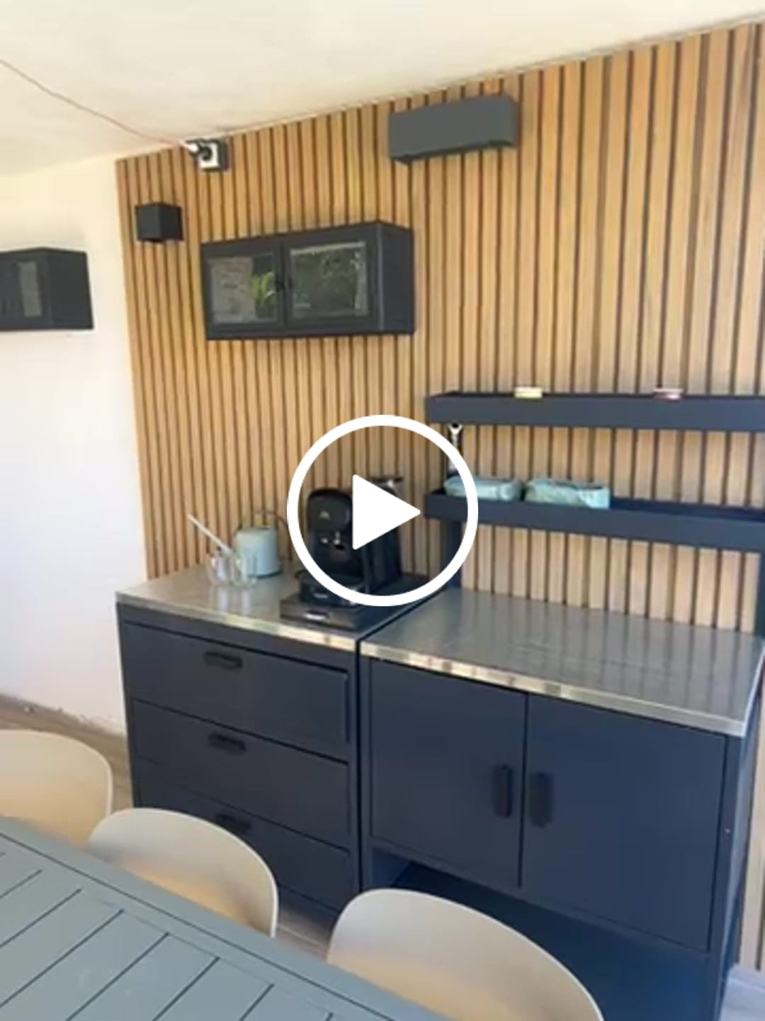 Customer video review of Panneau Bois Extérieur Bouleau 290CM | Façade | Jardin | Texture 3D