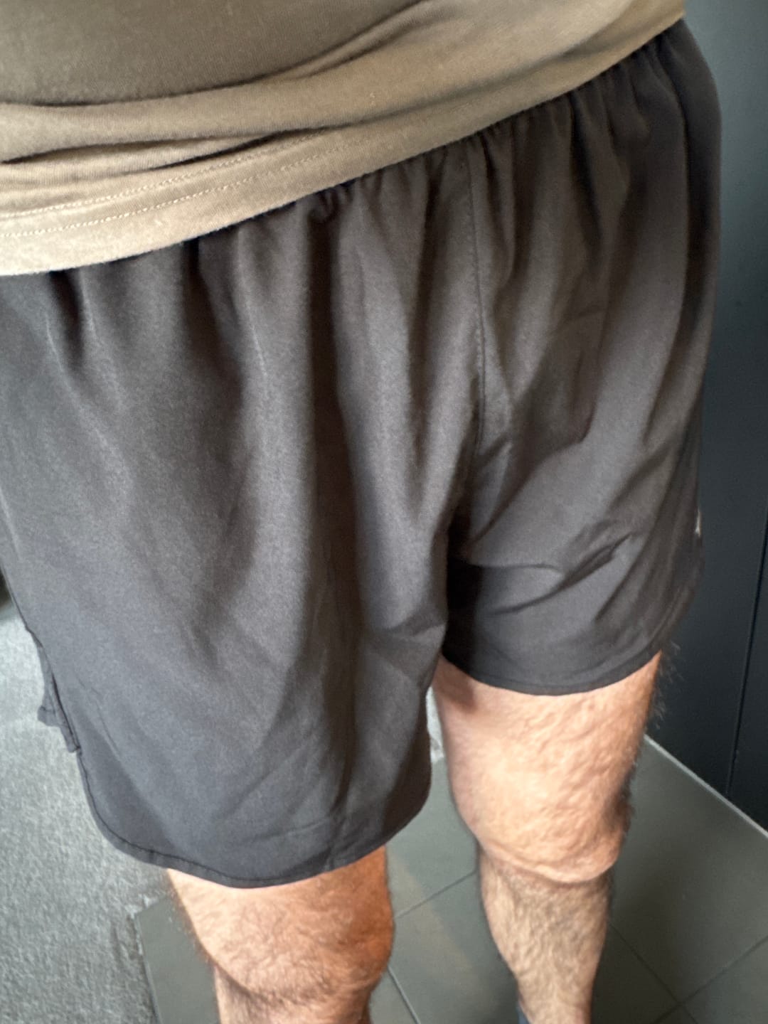 Customer photo review of RUNNR 2-in-1 Running Shorts