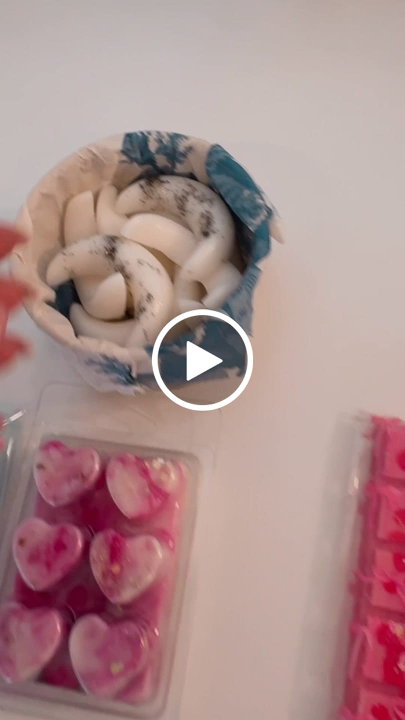 Customer video review of Fragancia CARAMEL RASPBERRY & VAINILLA
