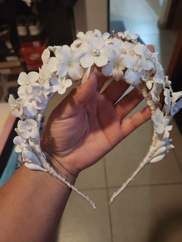 Customer photo review of Tiara en Flores de Porcelana