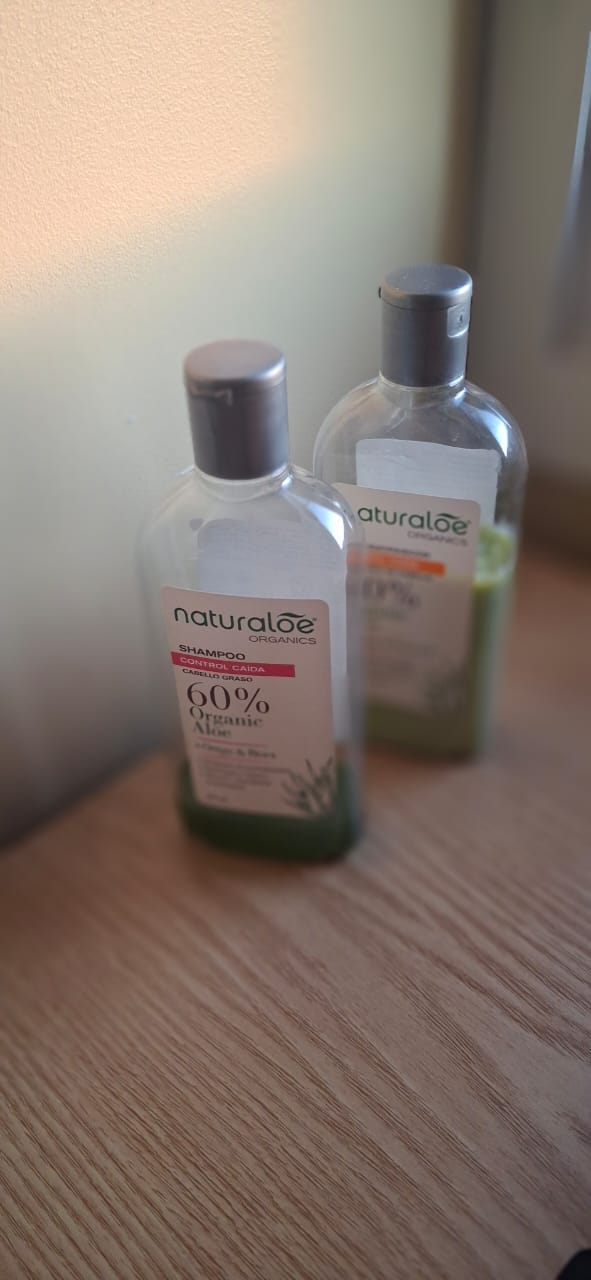 Customer photo review of Set Shampoo Control Caida Normal a Graso + Acondicionador 350ml