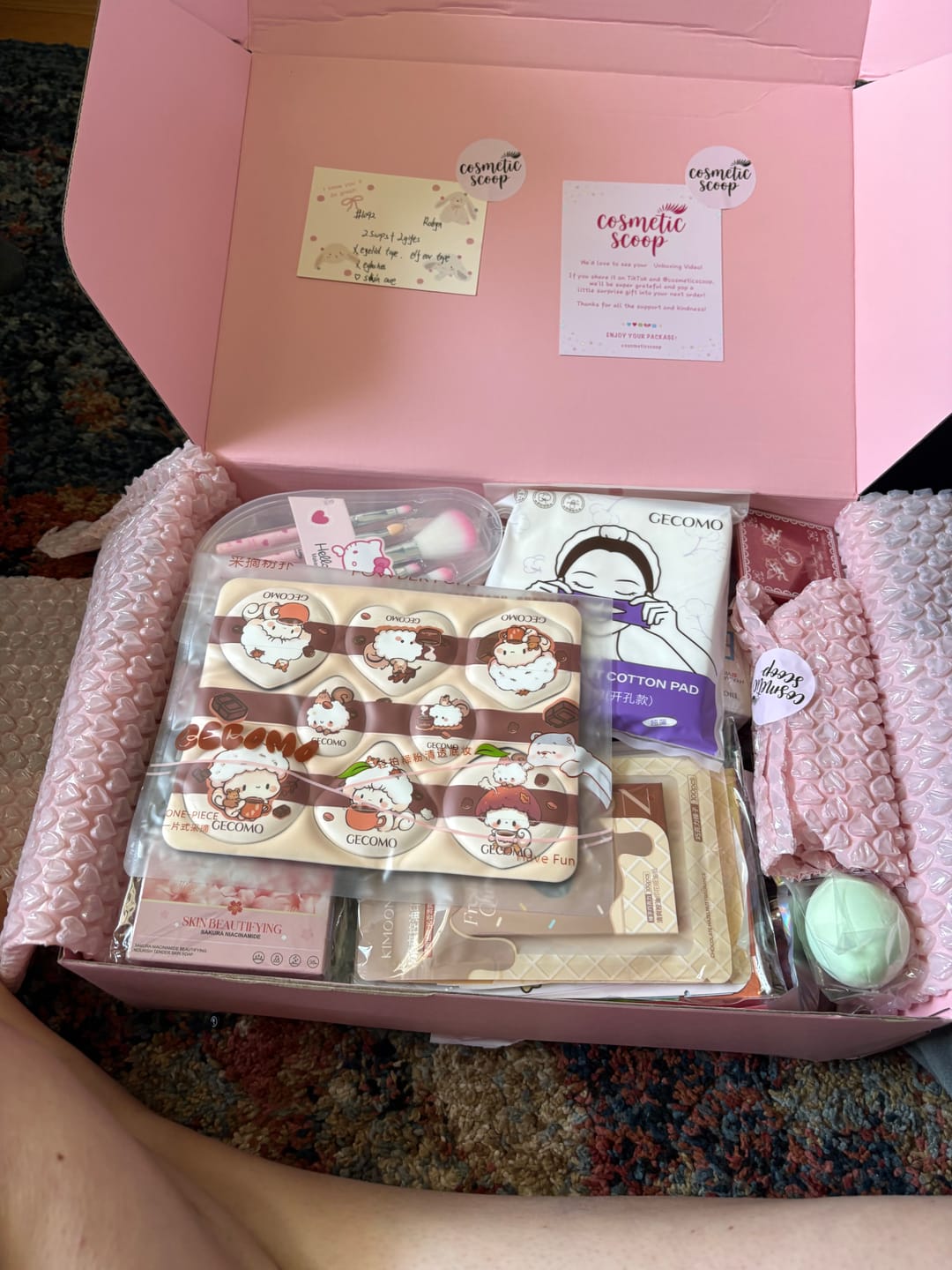 Customer photo review of A-Cosmetic Lucky Scoop Game