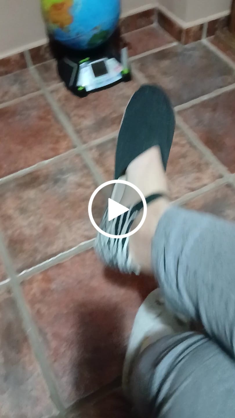 Customer video review of Roots Livana Zebra