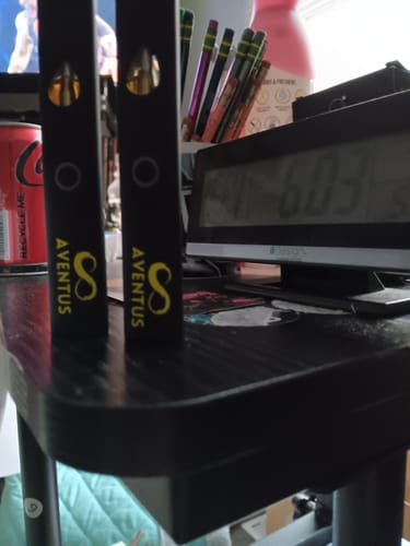 Customer photo review of Disposable Vape 2G Delta 9 OG Kush Hybrid