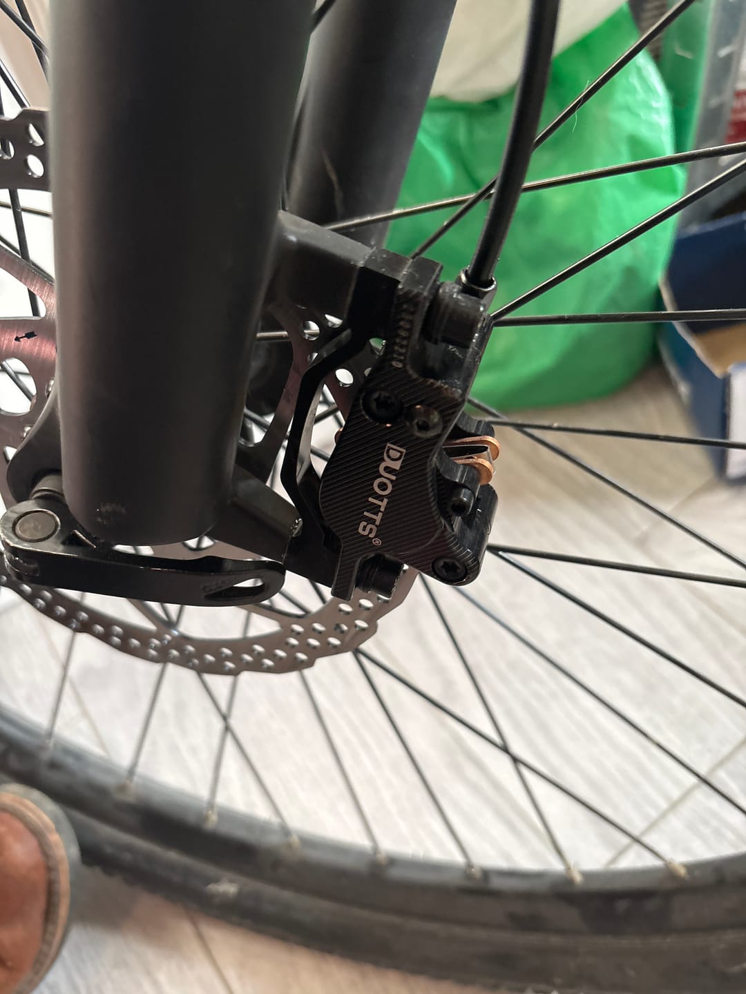 Customer photo review of DUOTTS Brake Pads & Hydraulic Brake