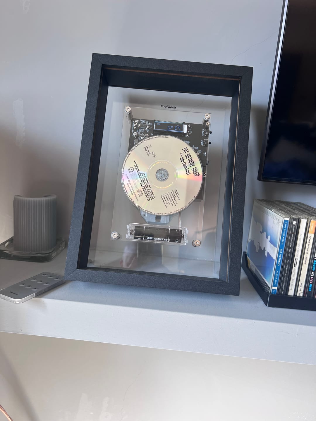 Customer photo review of M1 Music Frame CD Player