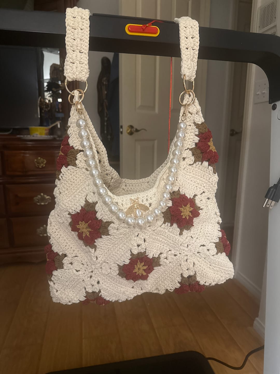 Customer photo review of CrochetPark™ Garden Rose Hobo Kit