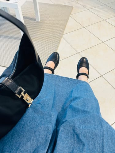 Customer photo review of Medium Jackie
