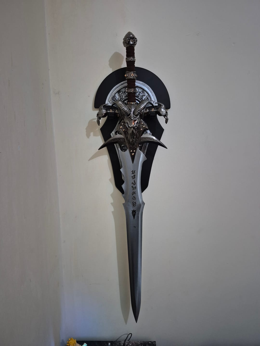 Customer photo review of World of Warcraft - Epic Edition Frostmourne