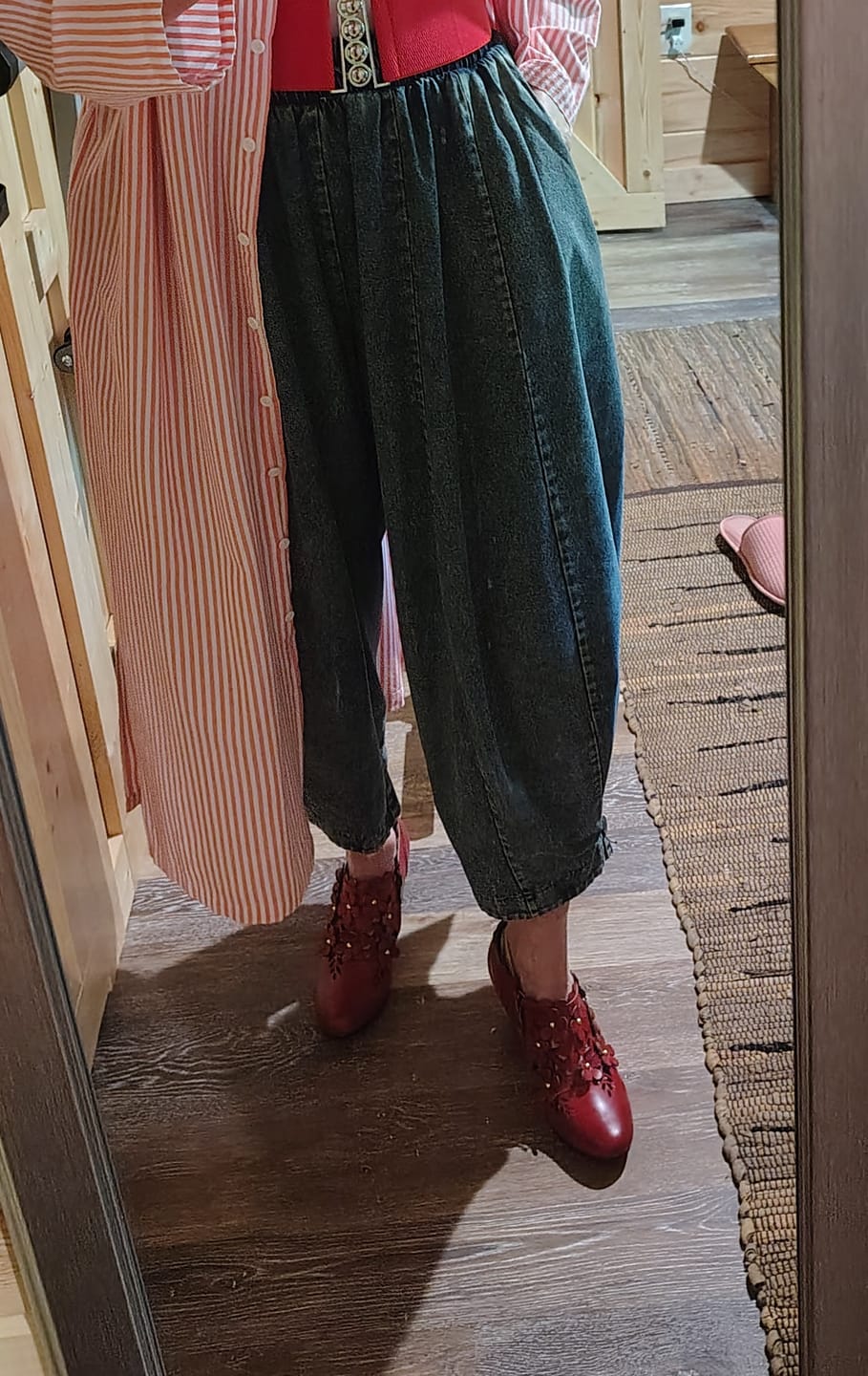 Customer photo review of Scarlet Bloom Cut-out Pumps