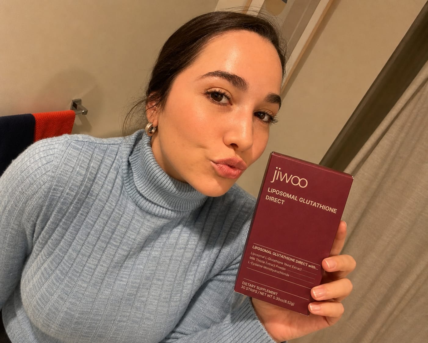 Customer photo review of Jiwoo Liposomal Glutathione Glow Strips