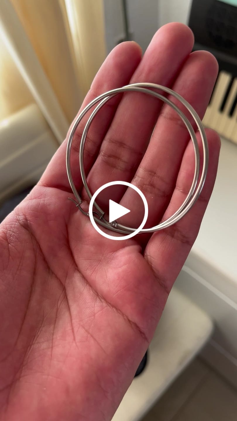 Customer video review of Pendientes Aros