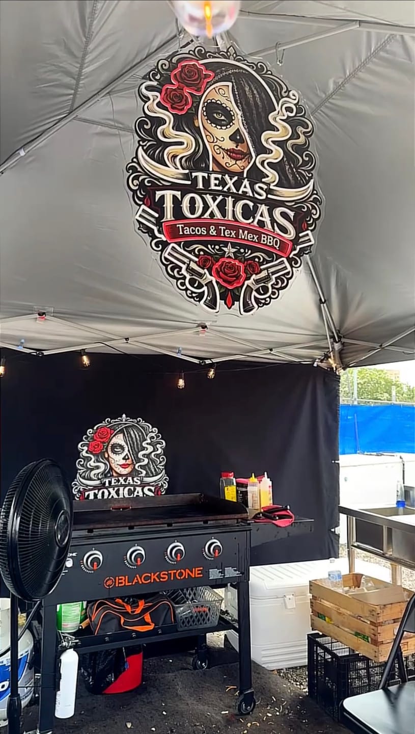 Customer photo review of TEXAS TOXICAS | LED NEON SIGN