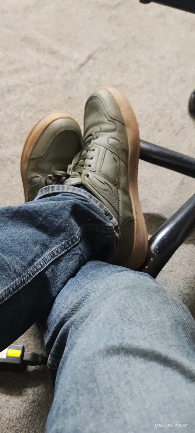 Customer photo review of ASTRID Hunter Green
