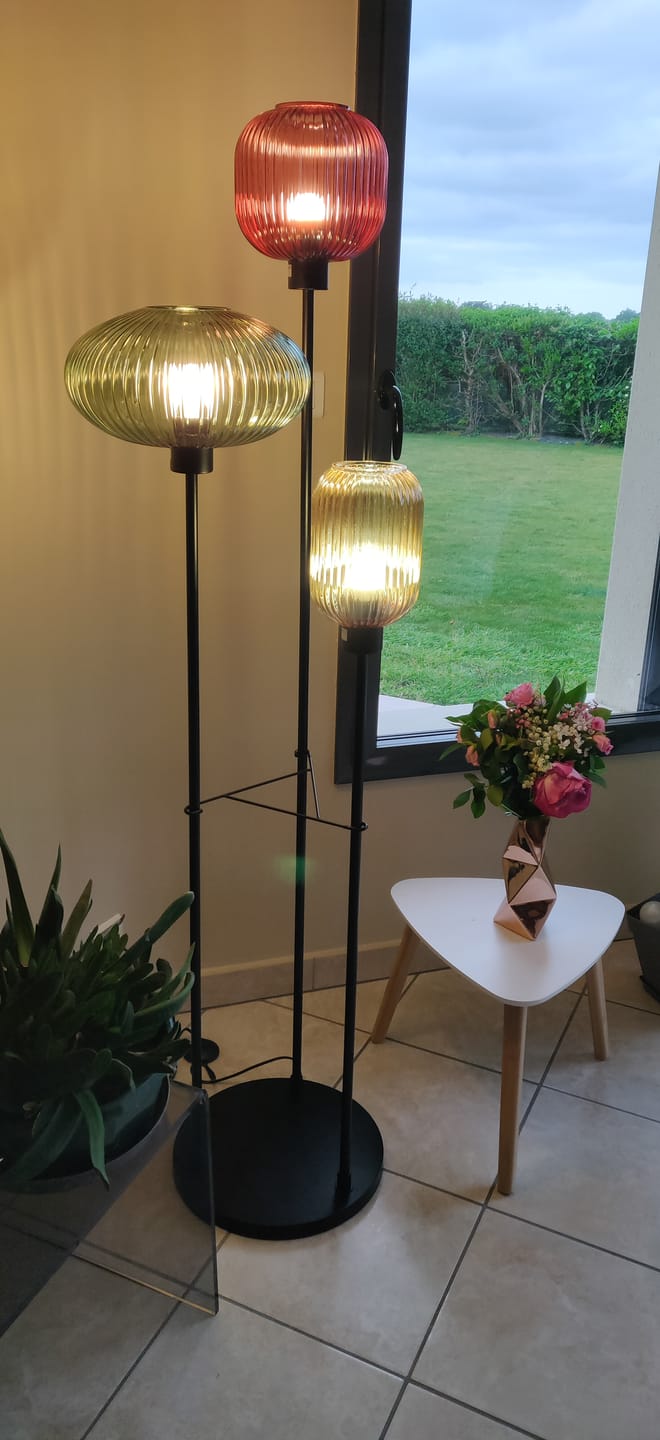 Customer photo review of Lampadaire en verre vintage CRISTALI | 3 luminaires à personnaliser