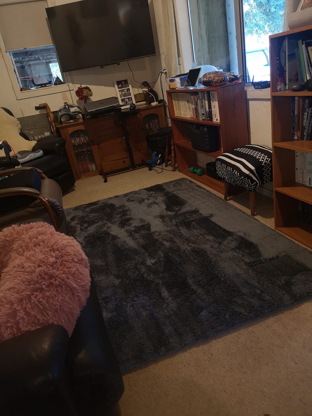 Customer photo review of Deluxe Shaggy Relax Mat - 35mm Memory Foam Base